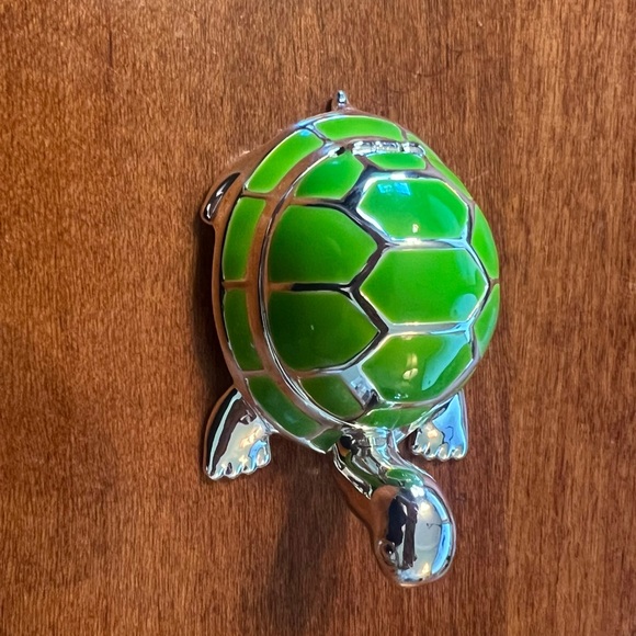 Jungle parade silver-plated Turtle Tooth Fairy box - Picture 4 of 4